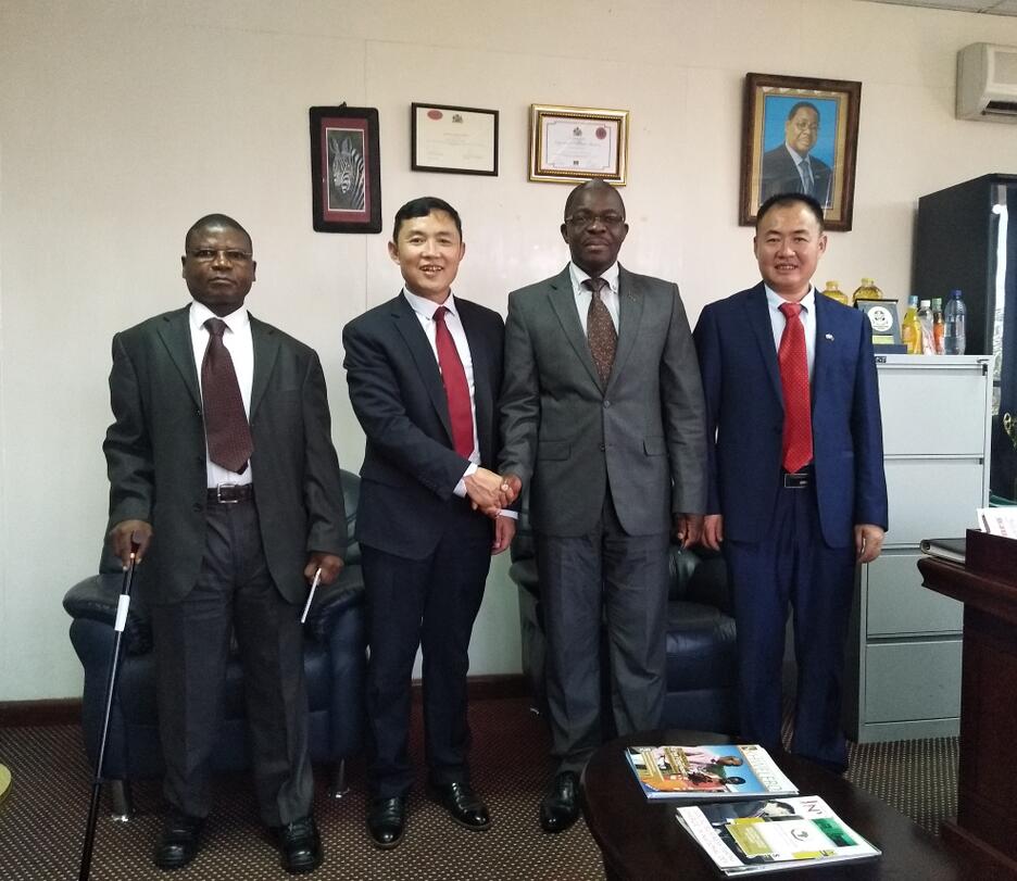 PS of Ministry for Industry, Trade and Tourism and Director of Industry